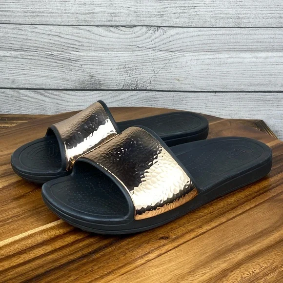 CROCS Shoes Crocs Sloane Hammered Metallic Rose Gold Black